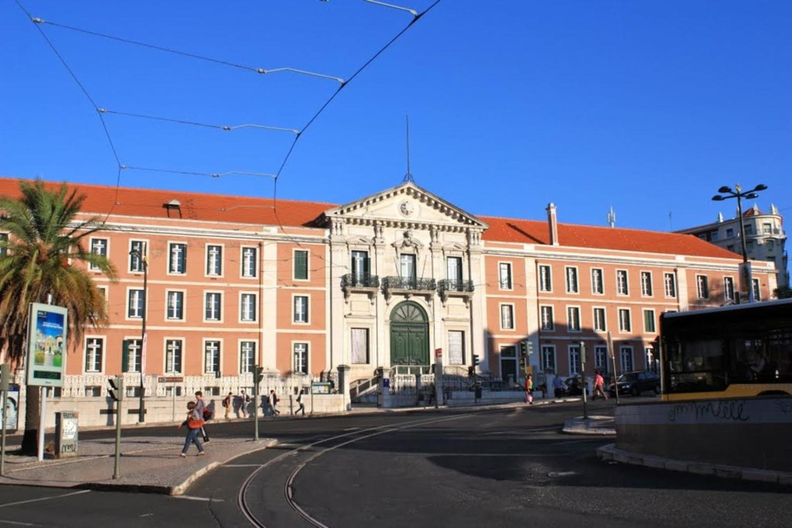 Guestready - Exclusive Apartment At Sao Bento Lisboa Exterior foto